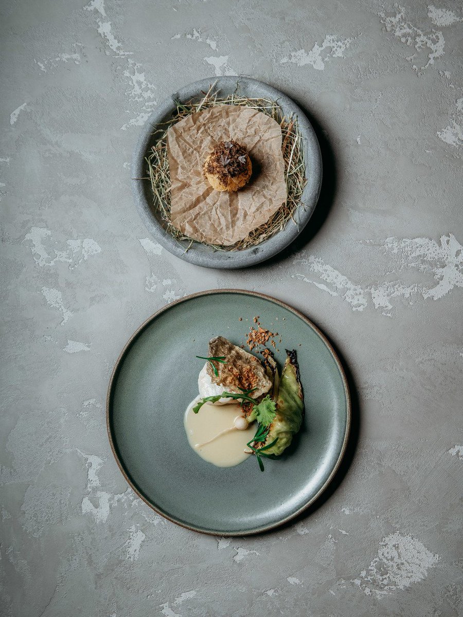 MichelinGuideUK's tweet photo. Bethnal Green’s @TownHallHotel does it again: @DaTerra_London gains a #MICHELINSTAR20 for its creative set menu that mixes Italian and Latin American flavours
#MICHELINguideGBI https://t.co/yGsWCrzHnB