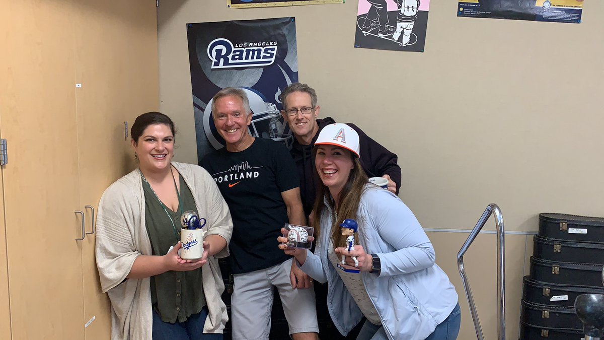 teacherdmoore's tweet photo. THE Cali Sports Team #amsphotochallenge https://t.co/BTTqbCEA1Y