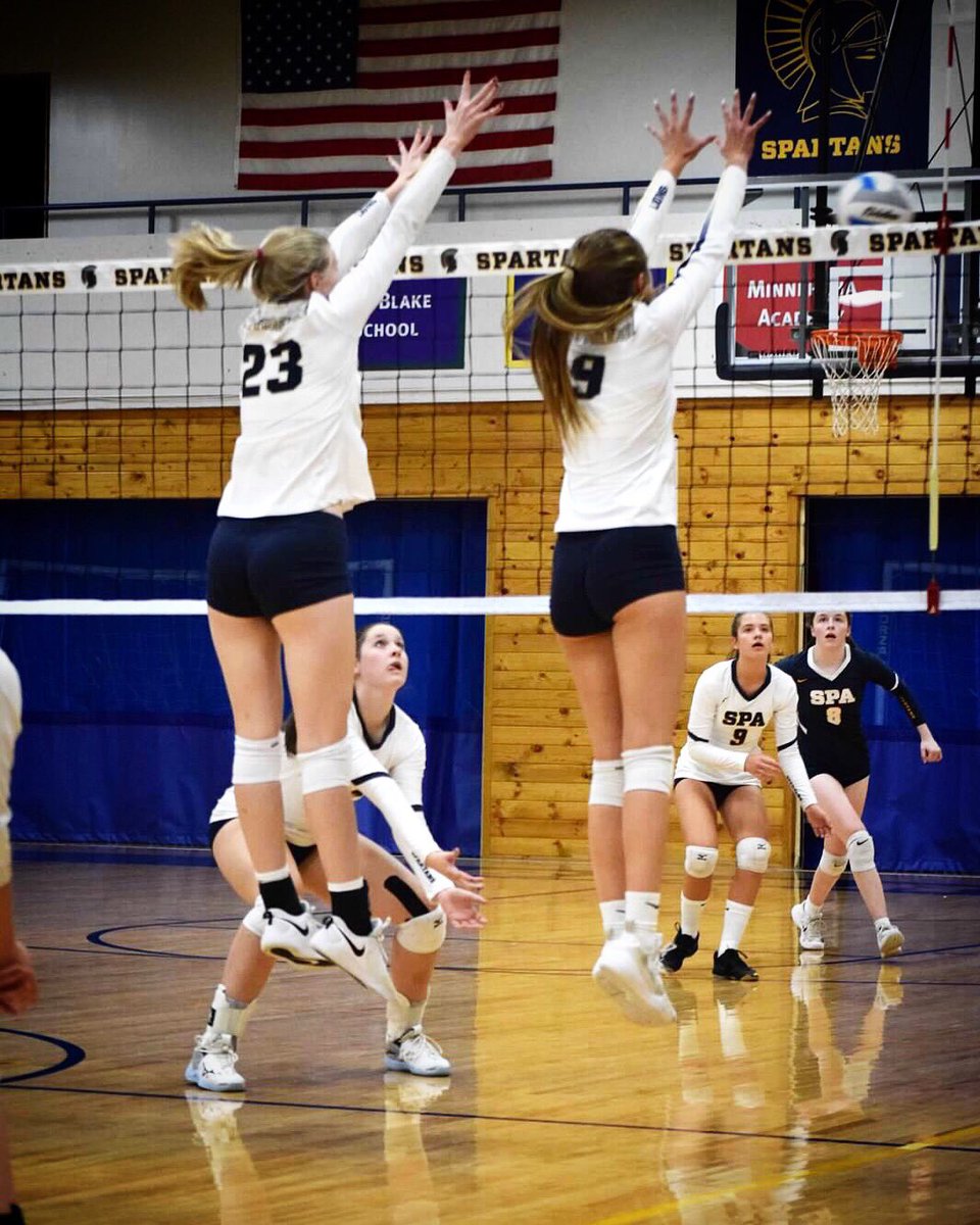Hands up for game day! 
Tonight, the Lions take on the MPA Panthers in St Paul. 
JV - 4:30pm 
Varsity - 6pm
-
Lets go Lions!