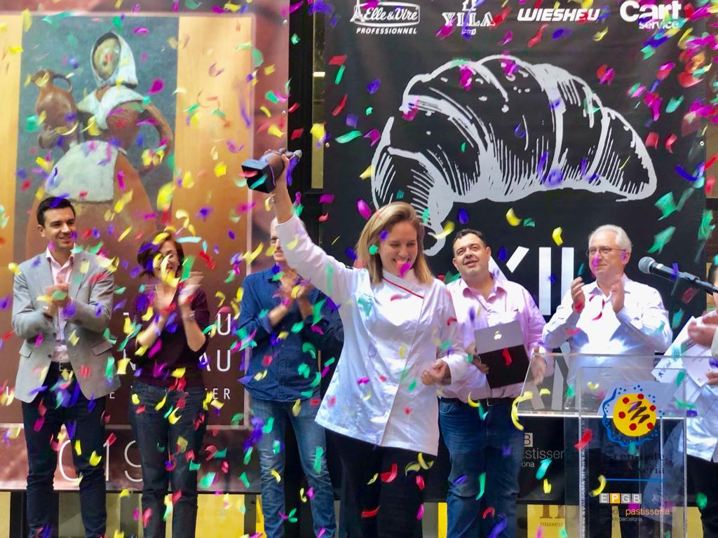 dulcypas's tweet photo. Saray Ruiz se proclama ganadora de la XI edición del Trofeo al Mejor Maestro Chocolatero Lluís Santapau. Angélica Locantore, segunda y Julio López, tercero. Felicidades! https://t.co/Q0DU0CHRu3