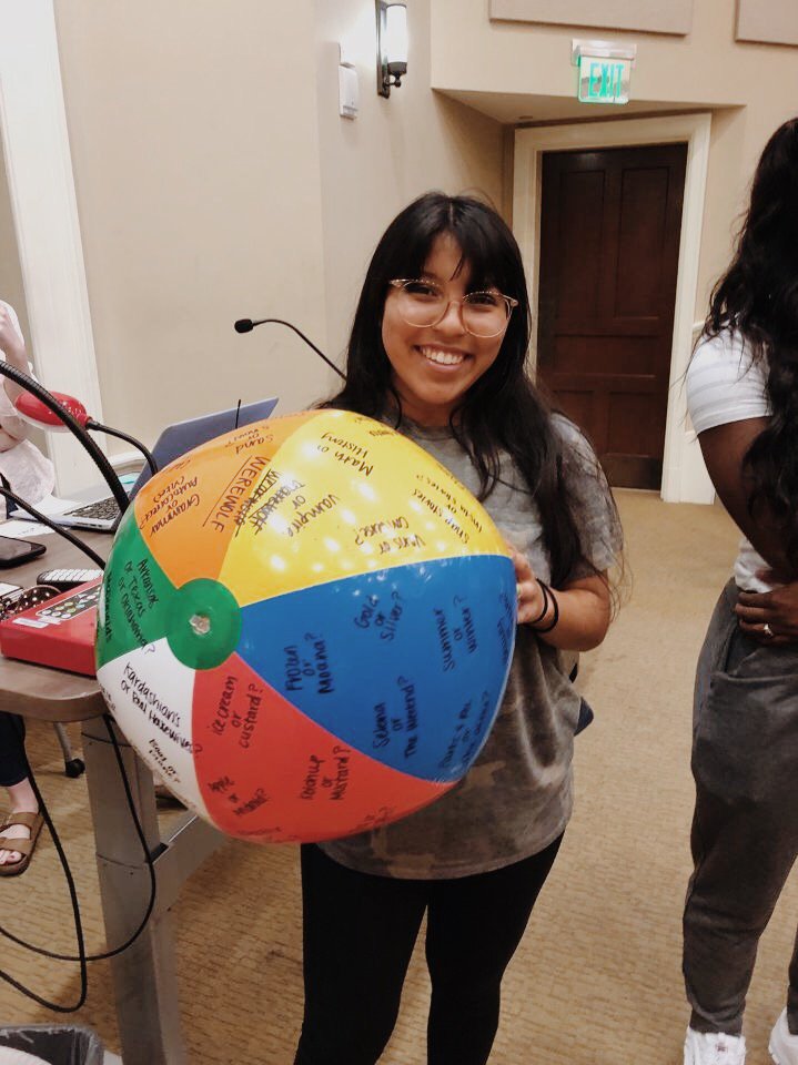 UAVAC's tweet image. We had so much fun meeting all of our project leaders for Make A Difference Day! Sign up for MADD on Givepulse. Want to serve the NWA community for more than one day? Come to Find Your Impact tomorrow 4 to 5 p.m. @UofAHealth room 1116.