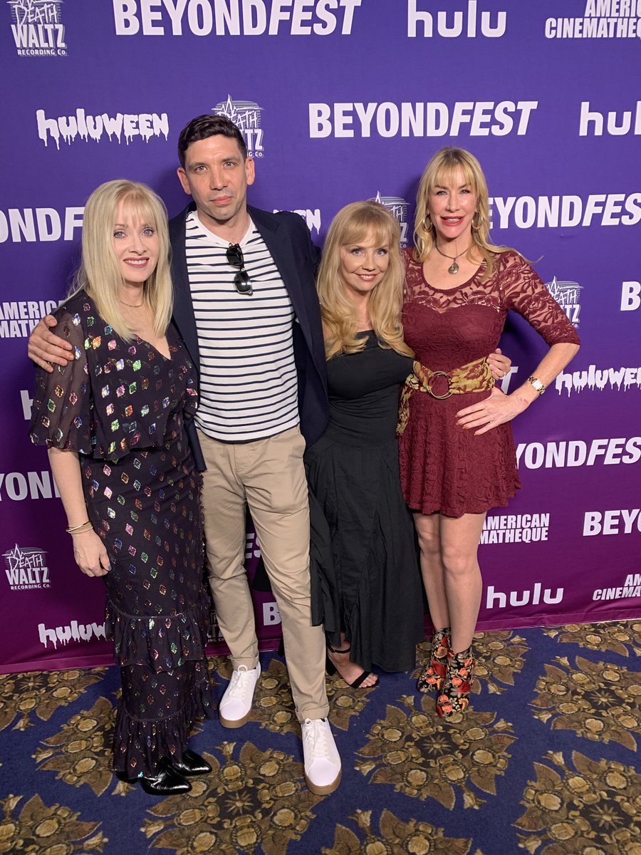 robinblock's tweet image. The World Premiere @BeyondFest for my new documentary 'In Search of Darkness' was held last night in Hollywood, & it was fantastic!
Queues around the block and a packed house!
The audience loved it, & the press reviews are coming in and sounding awesome! @80sHorrorDoc 🔥🙏😎