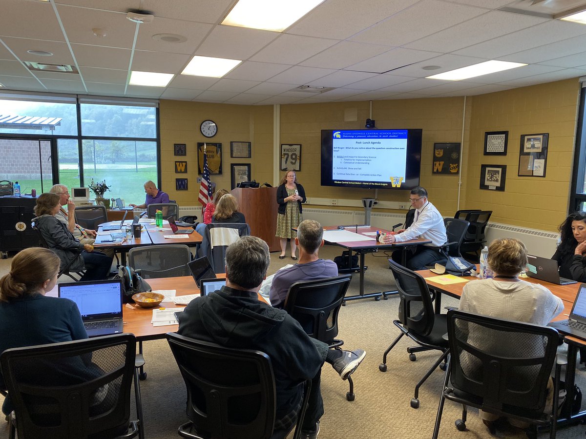 MrChemGeek's tweet image. Big thank you to @MSmithSciTech for helping facilitate the High School science teachers at @Windsor_CSD and @MECSDSpartans #plic #BTEdTech @BroomeBOCES