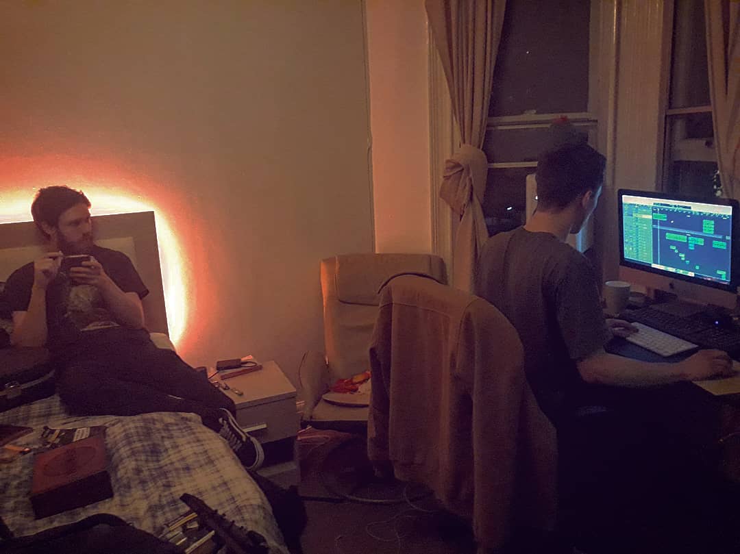 YVAHBAND's tweet photo. We're back. Guitars are done. Big guitar next. We're a band. https://t.co/S7bnyfektn