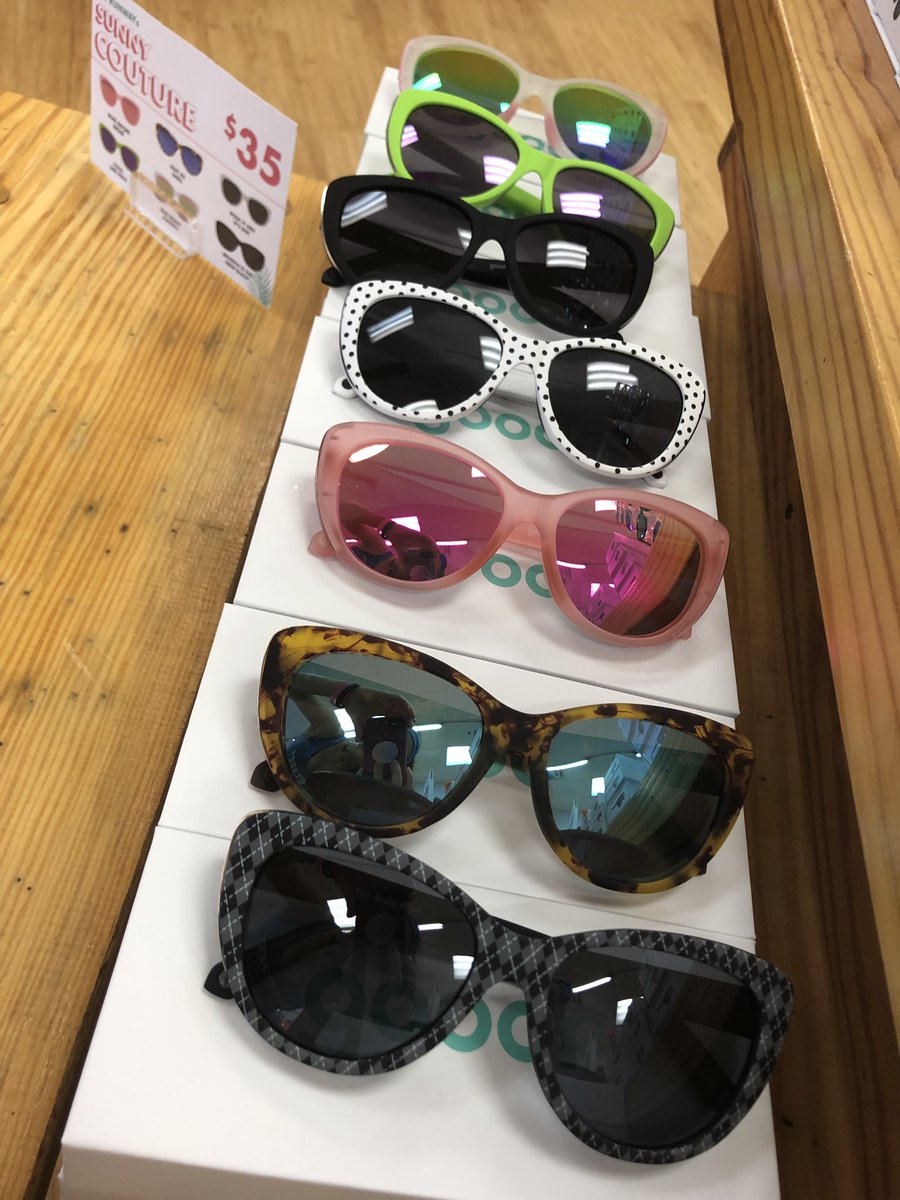 FFFortMill's tweet image. We are so thrilled to have in stock the all new @rungoodr Sunny Couture sunglasses in stock! Check them out while supplies last! #goodr #fleetfeetfortmill #lead #runningsunglasses