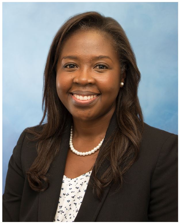 .@Gifty_Kwakye_MD won the @PartnersNews GME Resident Teacher Award in her first year of practice. Learn more about her in the latest ASCRS #YoungSurgeon Spotlight:  bit.ly/2AMP7up