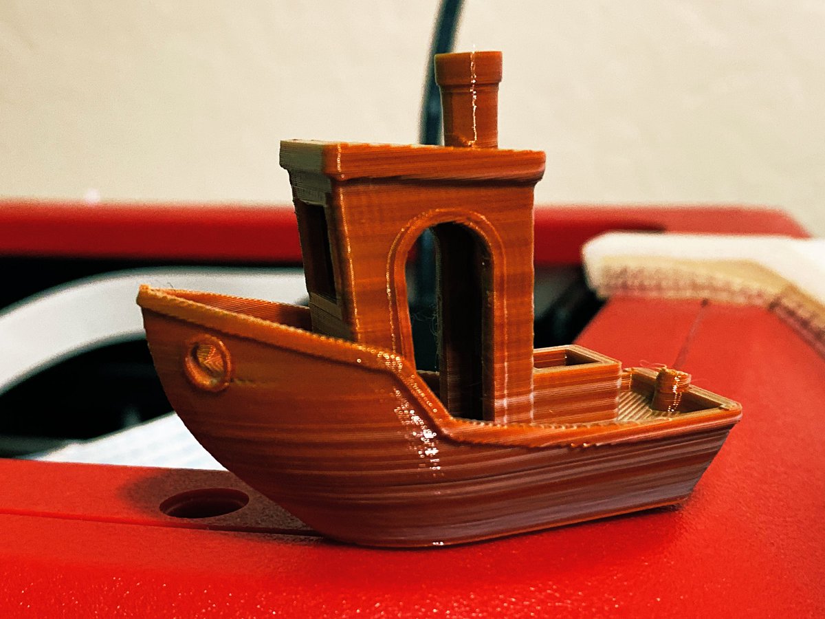 TheLightSpeedz's tweet photo. Benchy by @DanielNoree on a $100 @ff3dprinters Finder, on Glass, with @filablend from @3DPProfessor pretty nice for a cheap printer! @FilamentFrenzy @3DPrintingLlama @3DPrintViking @alienslacker @nerys @mad_monkey01 @Bryan_Vines @crussty @chrisriley3d https://t.co/8Wwxpntr5C