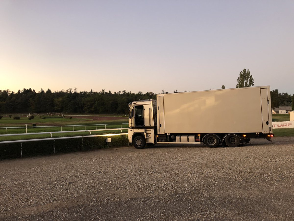 LyonHippodromes's tweet photo. QUINTES+ - Tout est prêt pour demain 🤩🏟🏆🐴 #parilly #courseshippiques #ecrangeant #defidugalop #ddg #quintéplus https://t.co/JFw7Xjkd6g