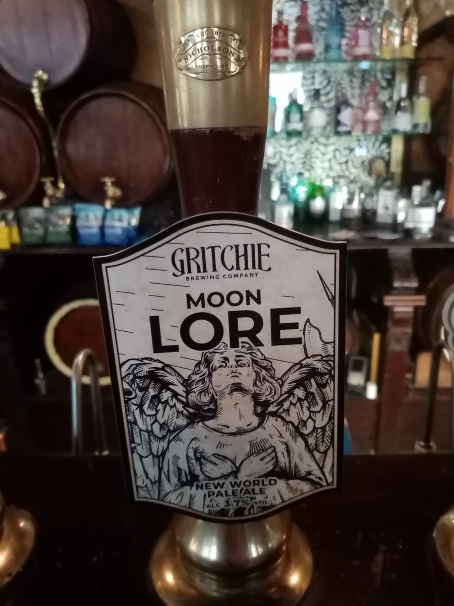 micktcos68's tweet photo. New week #NewCask @CrownBarBelfast @Nicholsonspubs #ShowcaseAles Pandoras Box abv4.0% @StewartBrewing @GritchieBrew Moon Lore 3.7%abv #AutumnAles plus selection of #localale Maggie's Leap & Mourne Gold EPA @Whitewaterbeer @MourneBrewery @camra_ni @Belfastbeerblog @spbwni π»π» https://t.co/zZQodXeXk6