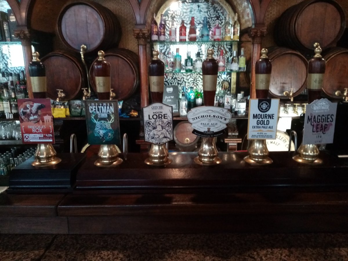 micktcos68's tweet photo. New week #NewCask @CrownBarBelfast @Nicholsonspubs #ShowcaseAles Pandoras Box abv4.0% @StewartBrewing @GritchieBrew Moon Lore 3.7%abv #AutumnAles plus selection of #localale Maggie's Leap & Mourne Gold EPA @Whitewaterbeer @MourneBrewery @camra_ni @Belfastbeerblog @spbwni π»π» https://t.co/zZQodXeXk6