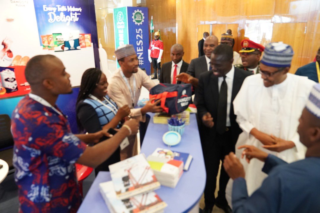 DangoteKitchen's tweet photo. The President of the Federal Republic of Nigeria, His Excellency Muhammadu Buhari GCFR, Chairman NESG Mr Asue Ighodalo and a host of other dignitaries were at the Dangote Kitchen stand #DangoteFlourMills #DangoteKitchen #NigerianEconomicSummit https://t.co/HUTdCjBtUx