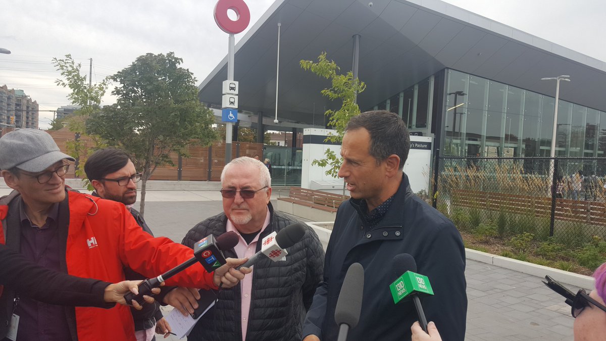 uguccioni_p's tweet photo. @OC_Transpo GM John Manconi and Transit Commission Chair @AllanHubley_23 updated reporters on how the morning commute went. The transit boss said except for a couple of minor hiccups the system operated as designed. https://t.co/m2wlDPZWKh