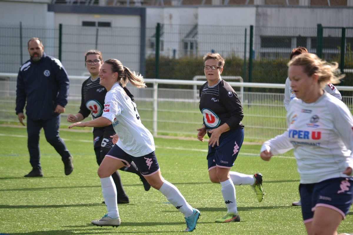 Voltigeurs1907's tweet photo. [ Galerie Photos ]

📸 Retour en images sur la victoire de la réserve du Football Féminin Chateaubriant/Derval Gpt face à Dreffeac 🤩

📲 https://t.co/XI3pUNlnpj

#TeamGFChateaubriantDerval #OnLike #OnPartage https://t.co/6r2QRUqMIA