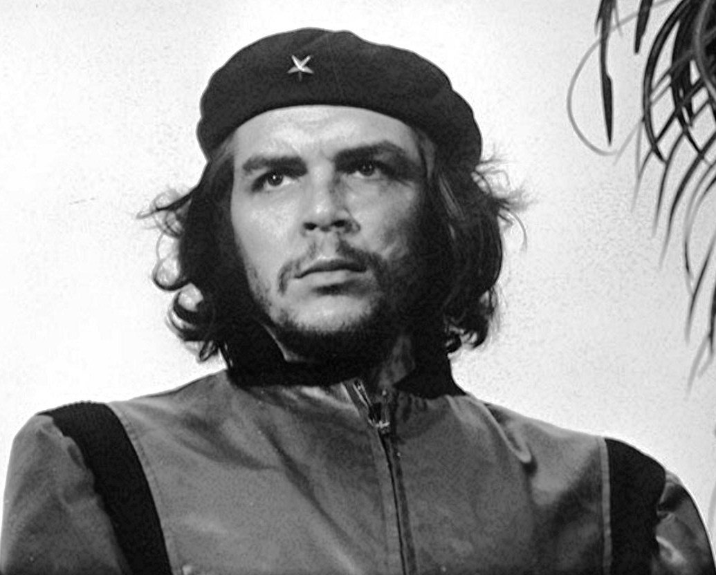 DrRobertoMOjeda's tweet photo. Han transcurrido 52 años de su desaparición física y el Che continúa inspirando batallas, convertido en símbolo de lucha por las causas justas, dirigente excepcional, ejemplo de solidaridad e internacionalista. Paradigma eterno de los revolucionarios. #HastaLaVictoriaSiempre https://t.co/5jSz7ABgSj