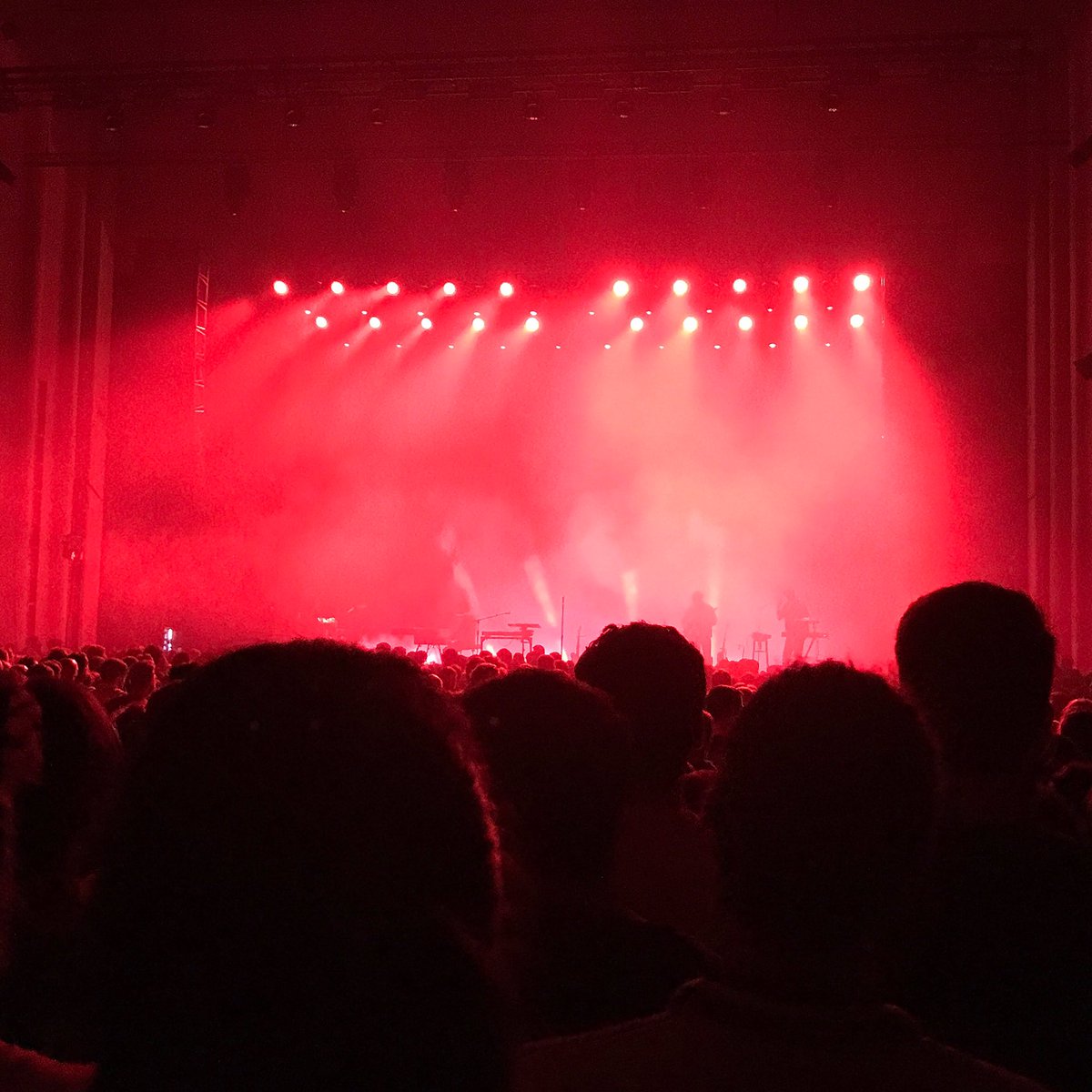 CreativeServics's tweet image. Run Fast Sleep Naked @nick_murphy Porto.