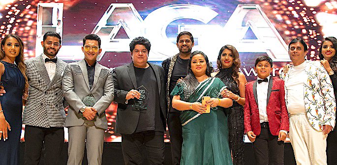 DESIblitz's tweet photo. Full winners list and highlights of the 2019 Leicester Asian Glitz Awards:

https://t.co/BCf3xfaIOL

@Internalmusicuk @OfficialJaysEnt #Awards #winners #performer https://t.co/K5p4KwFac5