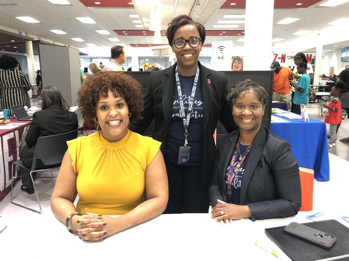 CCPSFACE1's tweet photo. Destination Life! Disability Resource Fair and Parent Conference- Vendors, educators, and families working together to support children. What a nice turnout! Great job @MarisWyatt2 @KendraBelcher2 @DeighVA @jbdelbane @stgregory529 @amybartilotti1 @CatTompkins @s_bartilotti https://t.co/AKCFseUSKV