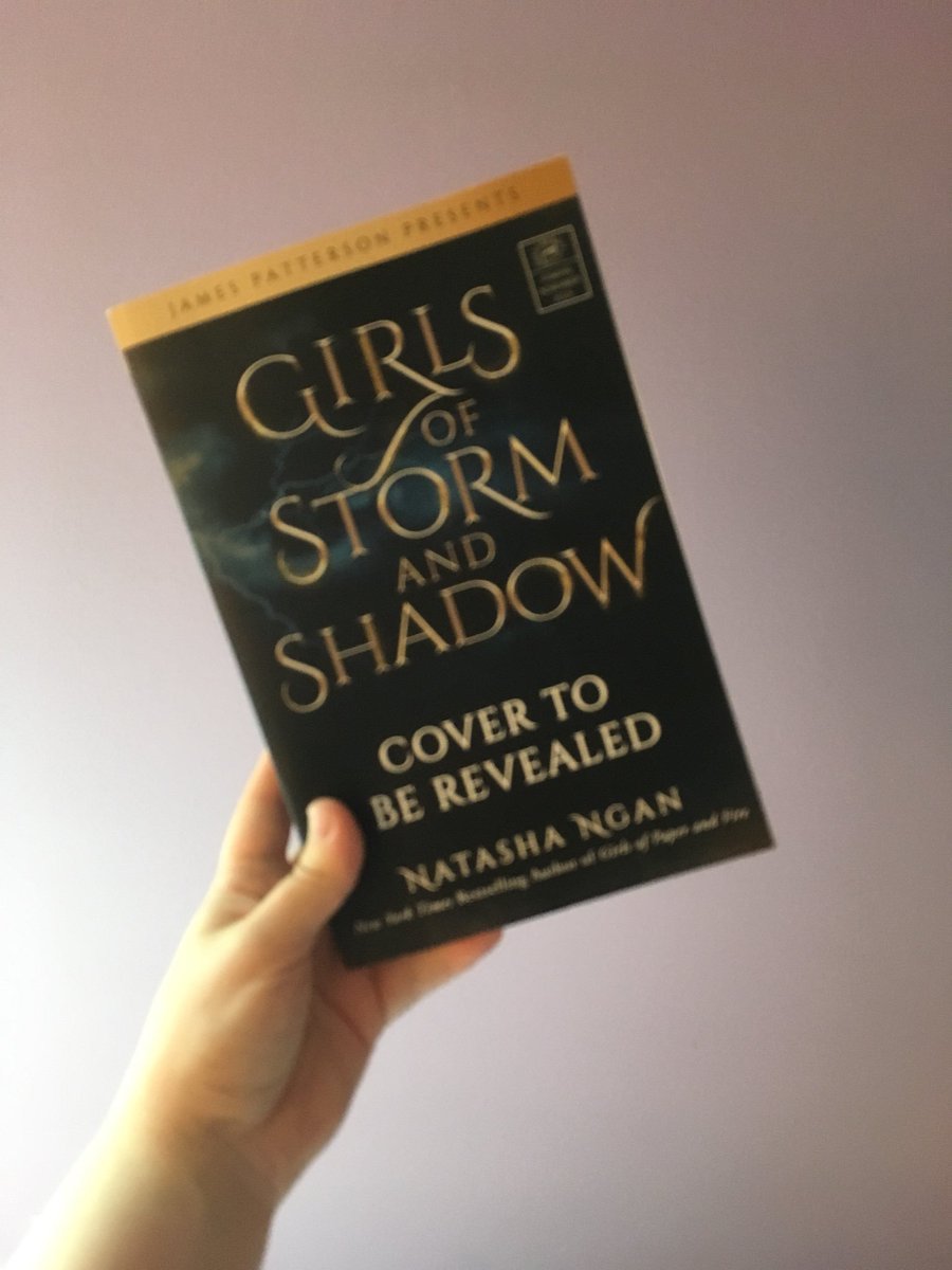 UsedToTweetHere's tweet image. I've got one more copy of GIRLS OF STORM AND SHADOW to pass on. 
This one will be US only (unless you're okay pitching in for shipping) but open to anybody!
Please don't enter if you don't need it (already have an arc, didn't read gopaf, etc.)
RT/F to enter. Ends 10-14 10pm.