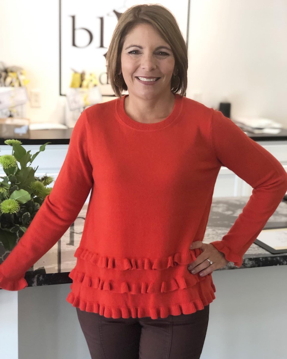 Neighbors_Smith's tweet photo. We see a theme occurring this fall in the fashion department. Get your slice of pumpkin-inspired apparel at @lbd_camphill. Which style is your favorite? #NeighborsandSmith #NeighborsShopSmall #FallFashion https://t.co/l85JuvORpA