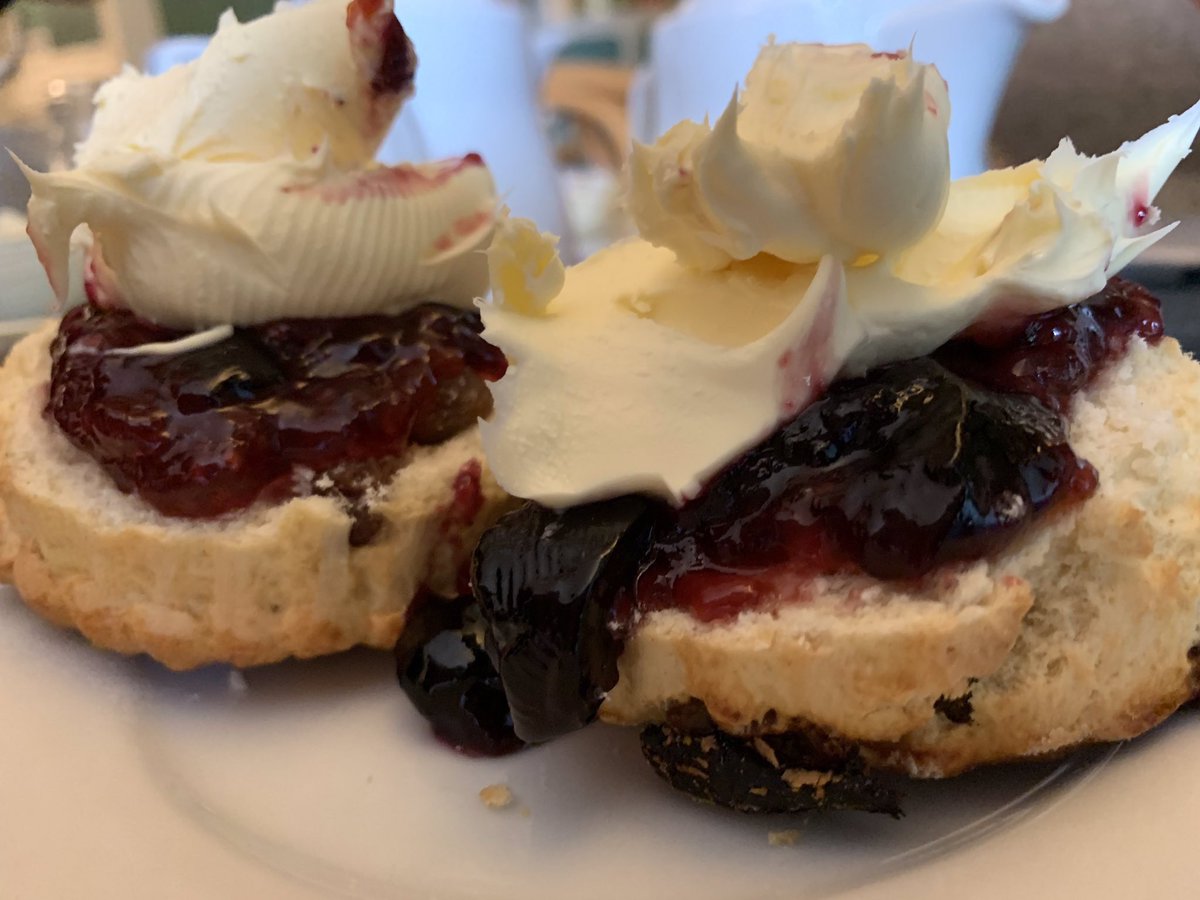Jam_First's tweet photo. @LadyTeapots @PeriwinkleCott1 #TwoDucks! #JamFirstPerfection. #JamFirst the #OnlyWay the #ProperWay the #CornishWay. https://t.co/9s5XD6fBzX