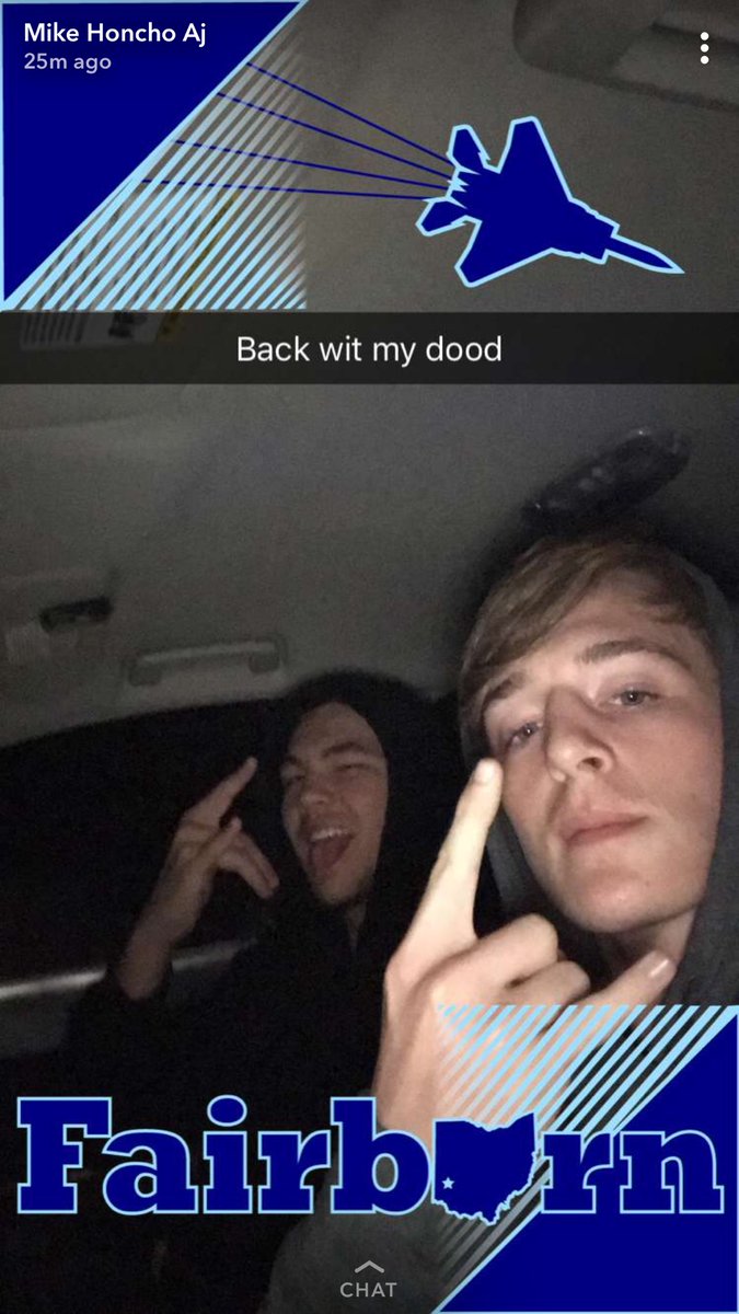 dlmyers98's tweet photo. HONCHO’S 21 🍻🍻 Enjoy it brother. Love you man and be safe!  @Mike_Honcho__47 https://t.co/sNX0t8TyDI
