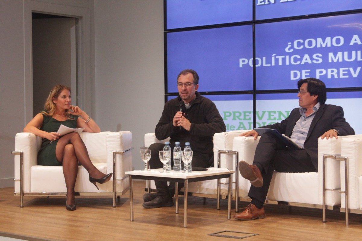 3ra Jornada Internacional sobre la problemática de las adicciones en el mundo laboral 2019

Bajo el lema "Abriendo Mentes, Deconstruyendo Paradigmas" se realizó en el <a href="/ecu_uocra/">Espacio Cultural UOCRA</a> la 3ra Jornada Internacional sobre la Problemática de las Adicciones en el Mundo Laboral 2019 (...)