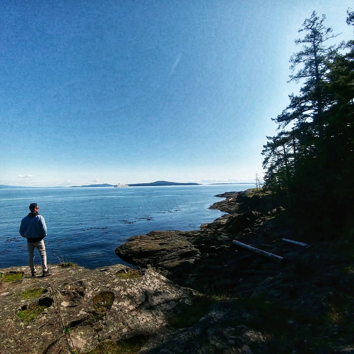 It’s a good day to have a good day! #MondayMotivation ☀️