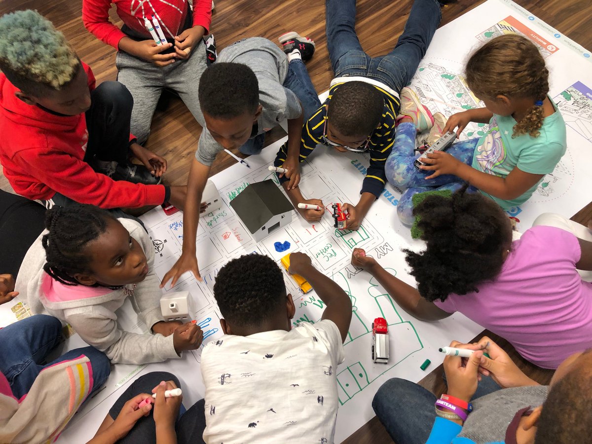 ericefeldman's tweet photo. Future urban designers at work.

Thank you, @JackandJillAMV, for inviting me to conduct a workshop on designing family-friendly and playable #cities. The kids dived right into designing their city and generated so many great ideas. #jjamv https://t.co/56hzEIDAHG