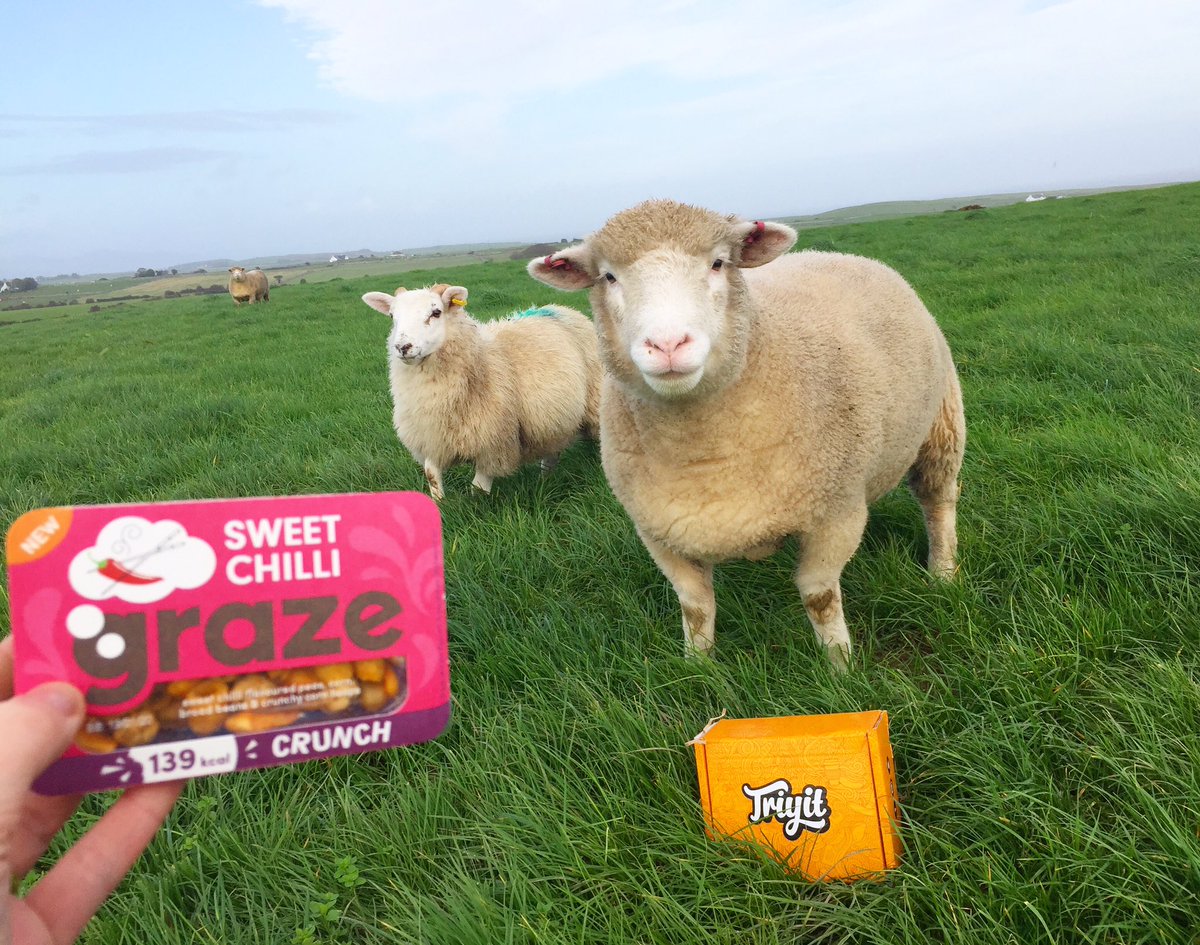 flo_bubble's tweet photo. Grazing in D&amp;G!  Delighted to receive my #Triyit box today 🤗, Sweet chilli #grazesnacks are baaarilliant! @grazedotcom @TriyitUK https://t.co/9OqKsJ5Pkv