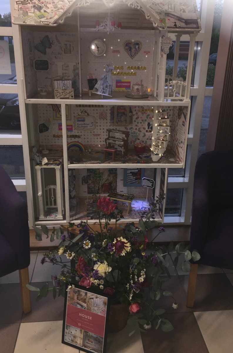 Lesley Faux 🌻 tweet media