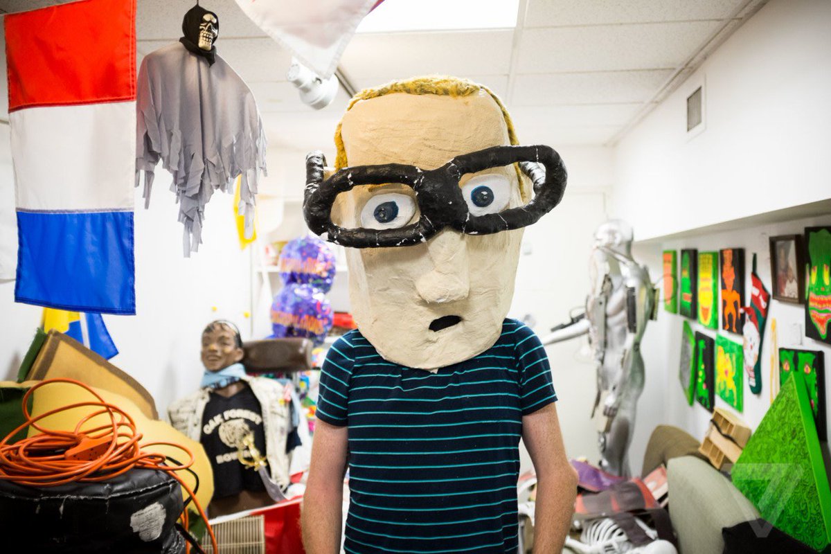 Brokelyn tweet media