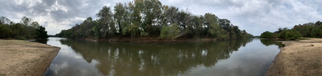 OcmulgeeNPS1's tweet photo. Have you taken a walk on our River Trail lately?
Due to the lack of rain in the area and low river conditions, you can actually walk about halfway into the river without getting wet!
While down there you may see some animal tracks in the sand 🦌
#OcmulgeeMounds #RiverStatus https://t.co/BiAsjfdq02