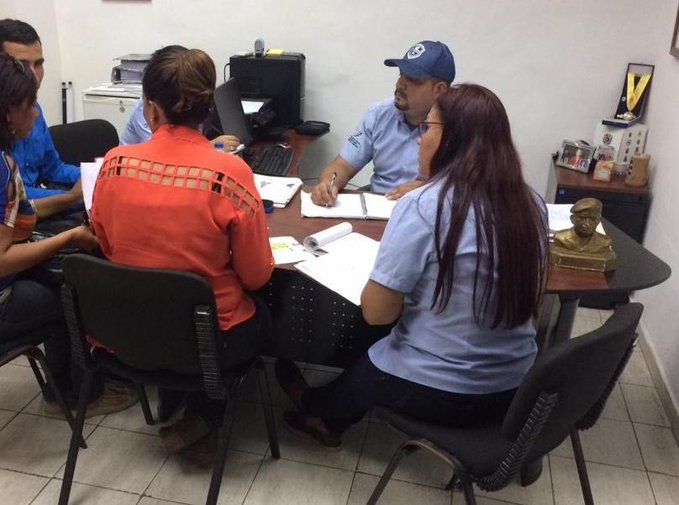 CClapAnzOficial's tweet image. El Vicepresidente de @MercalAnzoateg_ @LuisR_Psuv sostuvo reunión de planificación con los representantes del CNAE, para fortalecer el sistema de atención alimenticio a los niños y niñas del sistema educativo del estado #7AnosDeVictoriaPerfecta #ModoActivo #TodosSomosCLAP