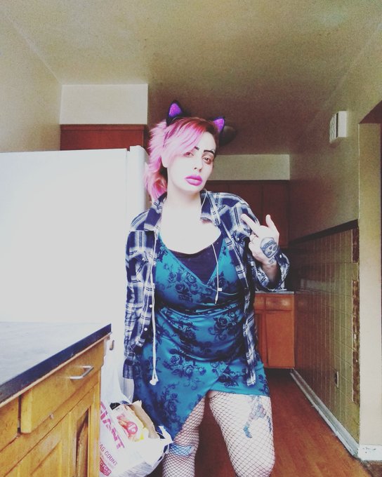 New content available https://t.co/BUAoOzVtML<a href="/tag/camgirl"class="tags"><span>#camgirl</span></a>