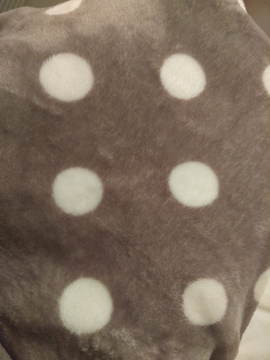 mrspennyslater's tweet photo. Think I've found one. Do the spots on my dressing gown count? Oooh...this could get addictive!
(Yes - I'm in my dressing gown before 8.30pm. I'm cosy &amp; I know it!)
@HertsLearning #arrayday https://t.co/oVbxKTeE1Q