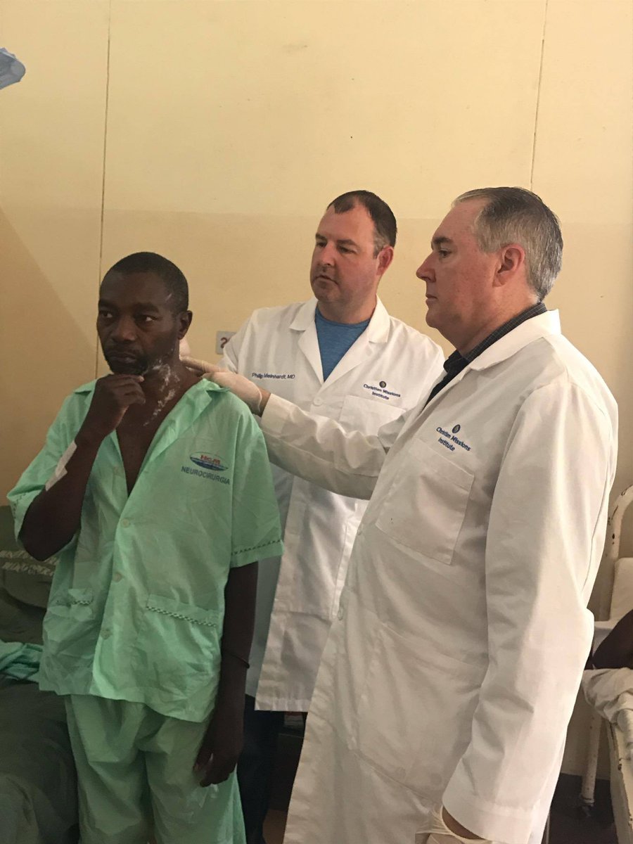 CMI_missions's tweet photo. Mozambican man blessed with a new beginning after surviving near decapitation. Last week during our campaign at Hospital Central de Maputo, our CMI team, working together with hospital staff, performed an unprecedented surgical procedure which gives the man a 2nd chance at life. https://t.co/KmM2rTQUTR