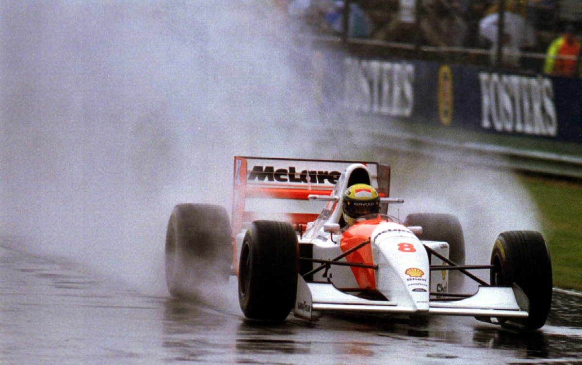 veioo's tweet photo. O mestre com a pista molhada! Uma lenda!
#ObrigadoSenna 
@heinekenbr https://t.co/RStxBE1VLR