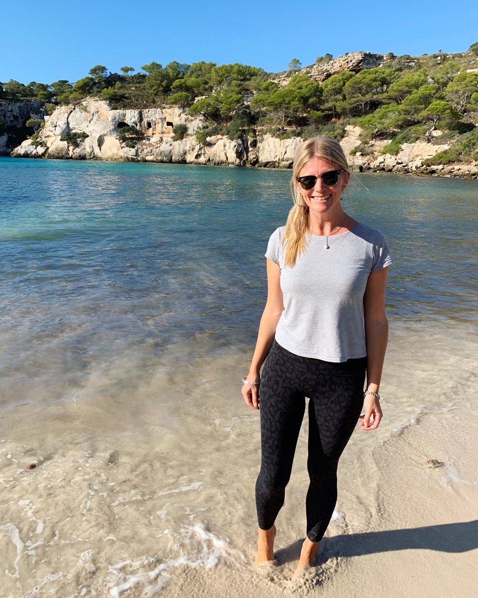 IsabellaMNoble's tweet photo. Some of Menorcaโs loveliest beaches can only be reached by walking - this is Cala Macarella, still warm enough for a swim in early October! #lpinspain #lp #lotuspr #turismomenorca #menorca #turismobaleares https://t.co/efjGQaG1jv