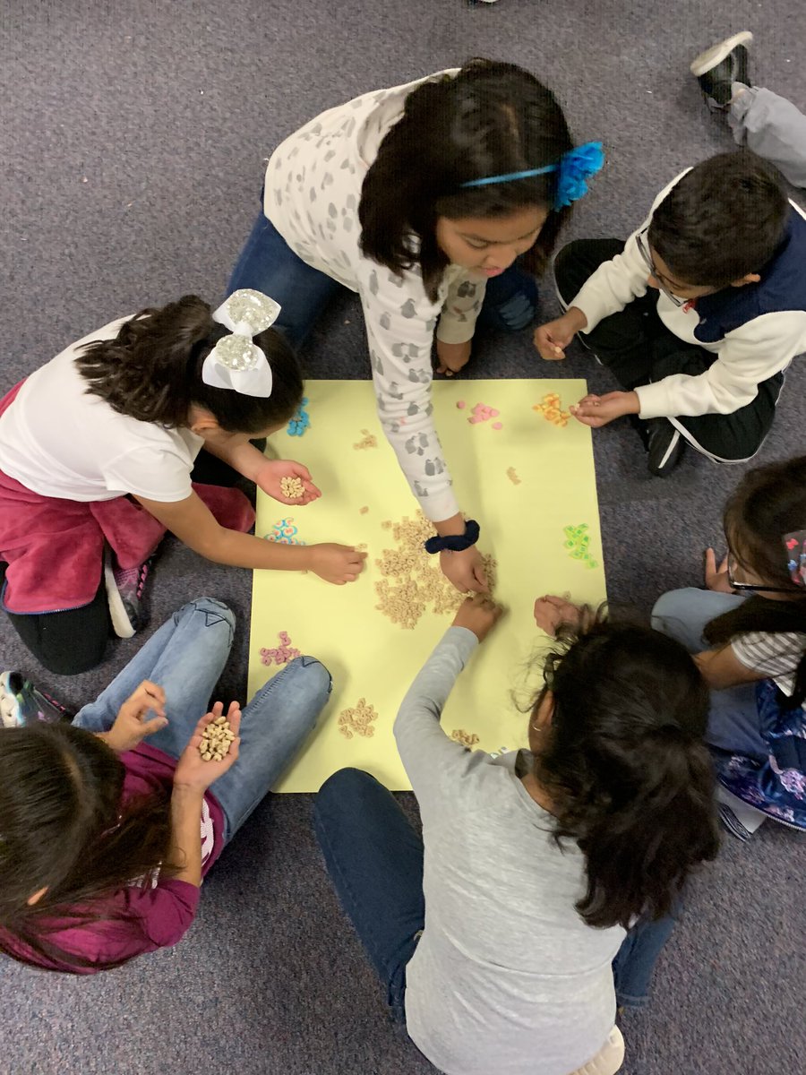 WeaverClass's tweet photo. Today we were exploring how mixtures can be separated by using Lucky Charms in science! #MSELeads https://t.co/xh8YWo5YHx