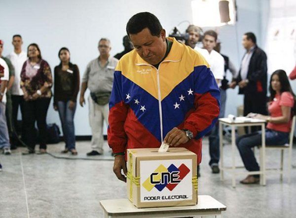 yoslenc's tweet photo. #7Oct | #7AñosDeVictoriaPerfecta
➡️El 7 de octubre de 2012 ha quedado históricamente en cada uno de los ❤❤ de los venezolanos donde se profundiza la consolidación del liderazgo de nuestro mayor ejemplo HUGO CHÁVEZ, presidente por siempre de nuestra patria🇻🇪 @MPPEducacionVE https://t.co/TjUeFGQUl8