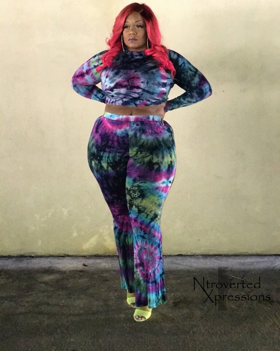 NtrovertedX06's tweet photo. 💜 NEW MERCH ALERT💜 Majestic 2pc set is now available in sizes 1X-3X. Get yours today! 🔮🏃🏾‍♀️🤯👑💫🥰
For ordering and detailed product info click the link in our bio #plussizefashion #DresstoXPRESS #ExclusivelyPLUS #newarrivals https://t.co/bVvt05fk9T