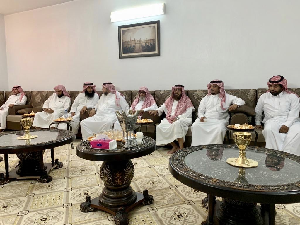 مركز النشاط بالروضة tweet media