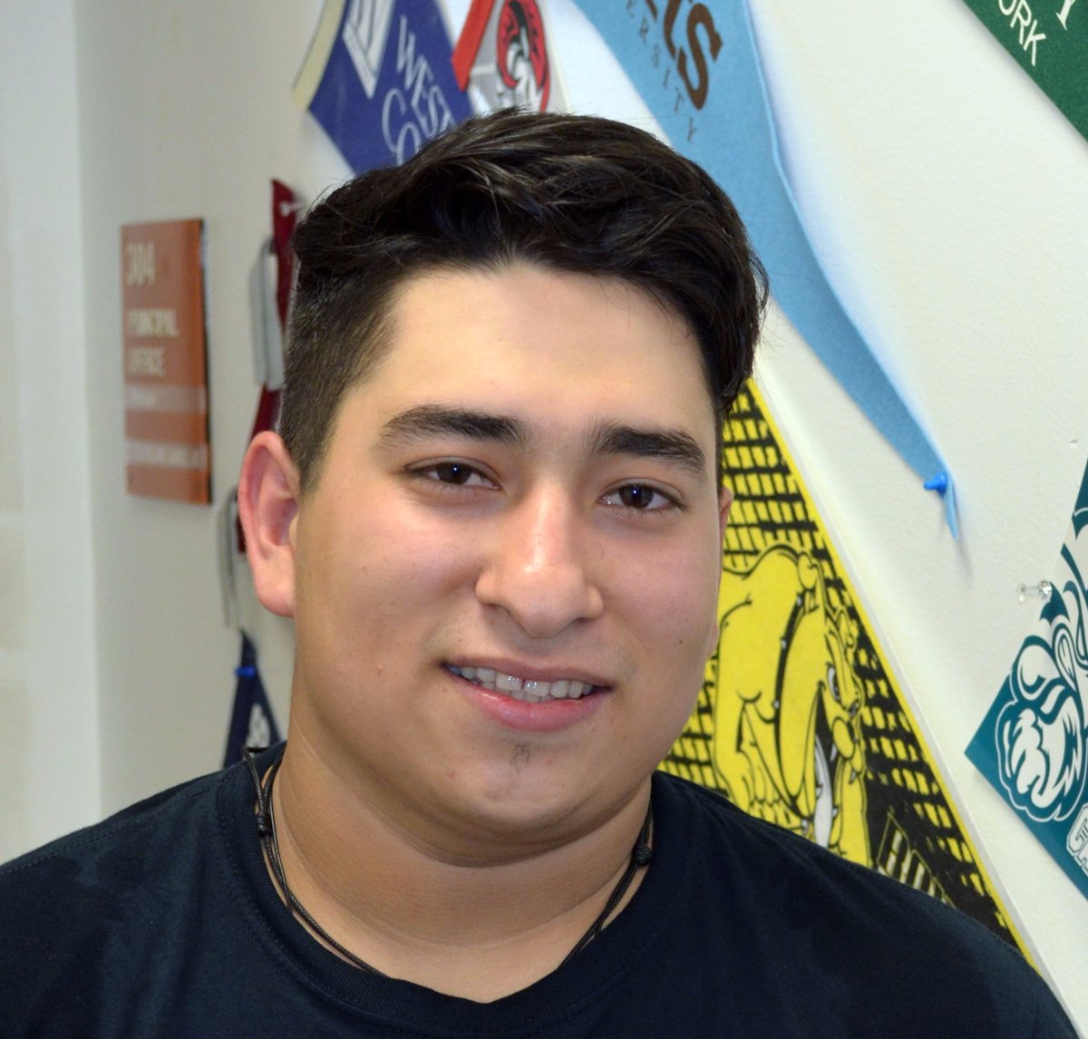 APSVirginia's tweet image. National Hispanic Heritage Month #APSHHM recognitions continue thru mid-October. Meet the final two of eight exemplary student leaders recognized by the @APSVaSchoolBd. Congratulations to all awardees!
apsva.us/hispanic-herit……