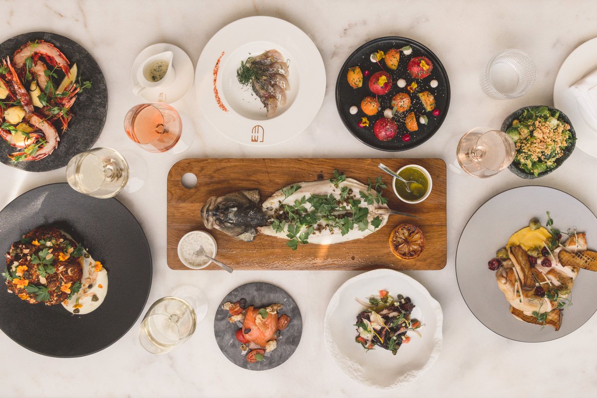 Tellement de nouveaux plats à essayer! Soyez les premiers à essayer notre nouveau menu d'automne qui sera disponible dès demain chez <a href="/Marcus_Montreal/">MARCUS</a>! Faites-nous confiance, vous rêverez du succulent poisson entier pendant des semaines!