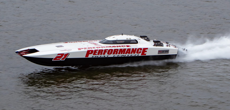 SterlingTestLab's tweet photo. #MyrickCoil took his former race-boat🚤to the #LakeOfTheOzarksShootout🌊this year with a 557-inch dual-fuel PSI supercharged #SterlingEngine & got some crazy numbers from it! Click for the incredible #Speed he got & the boat specs🛥. #SterlingPerformance➡️https://t.co/A7ZtcSuNgp https://t.co/eCMZkvNbrv