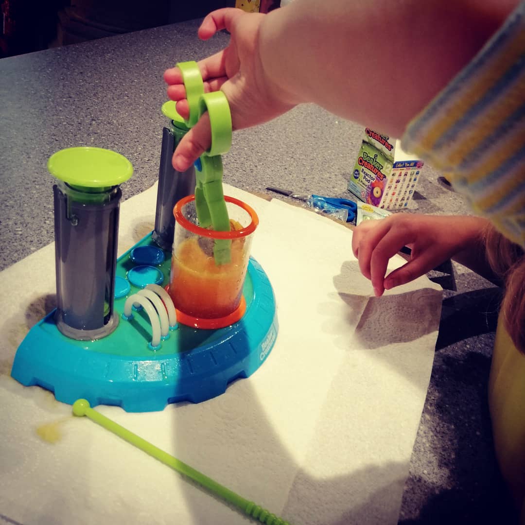 RebeccaFrohawk's tweet photo. Brownie Space Night Beaker Creatures Experiments #beakercreatures @LRUK https://t.co/I5IlJfl1nf