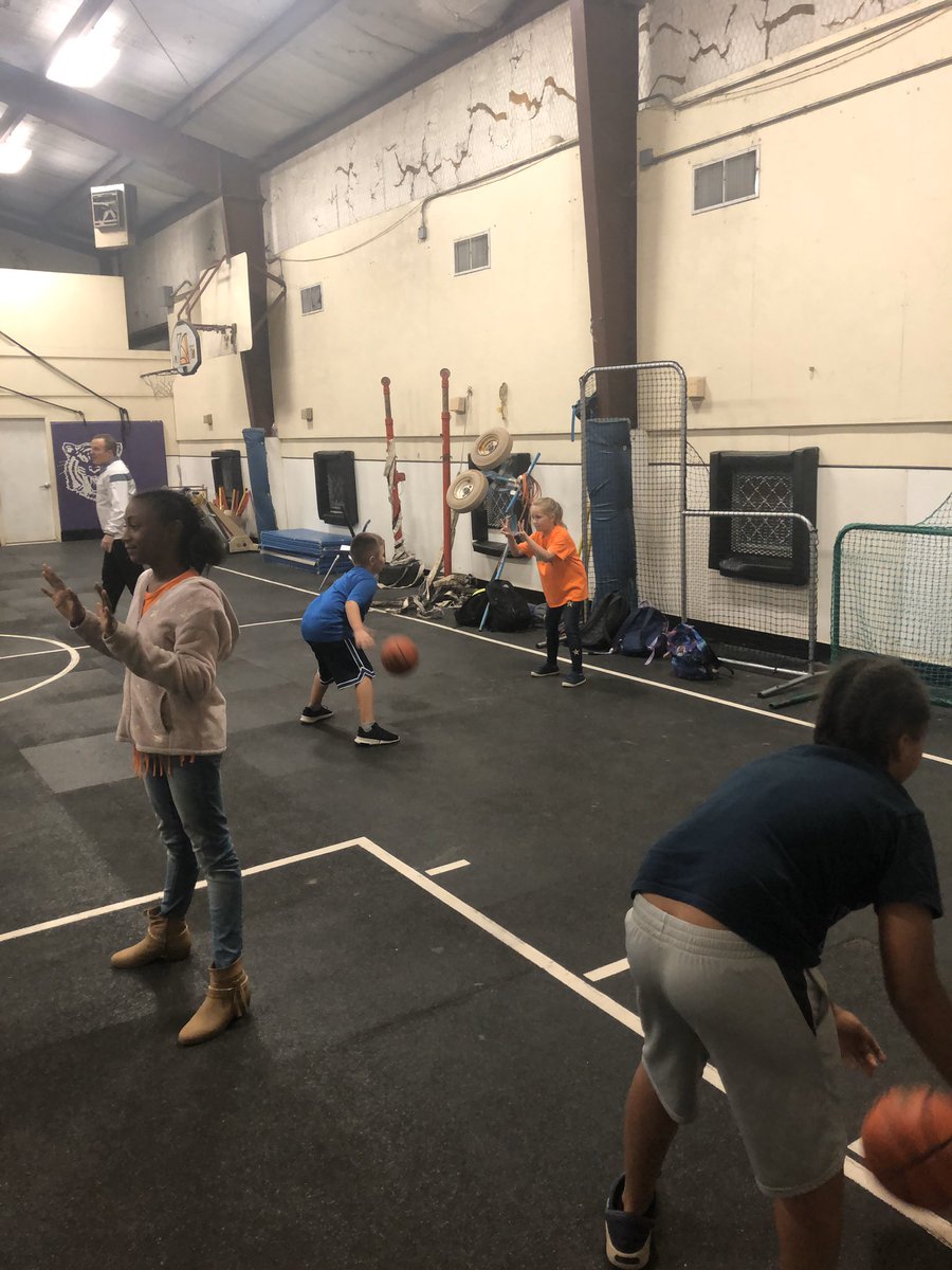 Kennard_ISD's tweet photo. 3rd-6th Grade Tiger Club Day- cooking, basketball, volleyball, etc https://t.co/HTHlrN3pJf