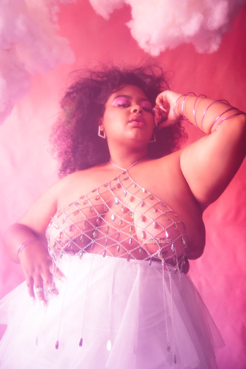 inaribriana's tweet image. Kirsten (@MemoirsofKiki) for HAVE (@thisishave) - shot x me! (@inaribriana)