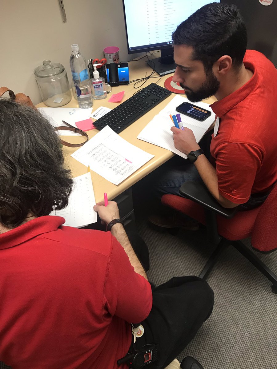 Some serious Q4 Tech planning going on over here at 1068!! #teamworkmakesthedreamwork #Q4 #holidayplanning @ChrisPage30