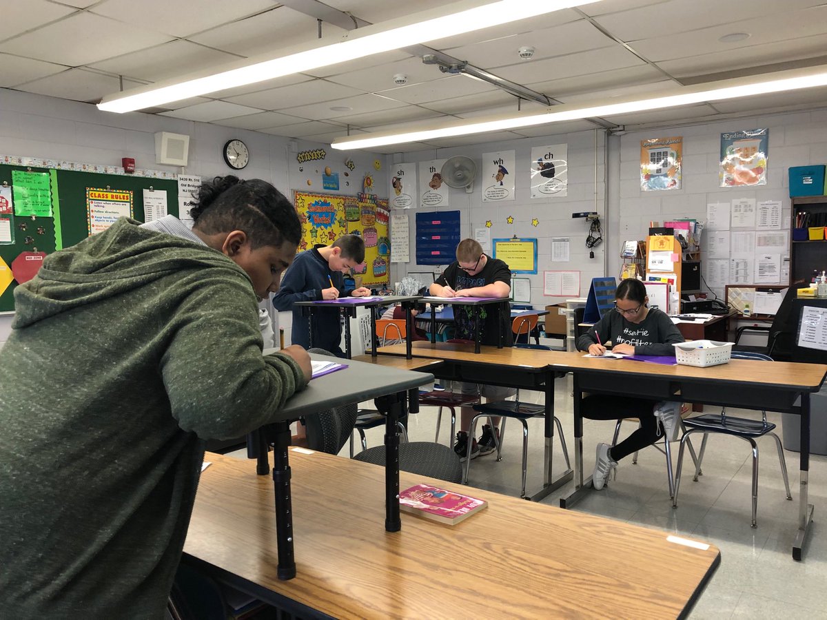 CSMS students love their standing desks! ⁦<a href="/SEPTAOldBridge/">SEPTA of Old Bridge</a>⁩